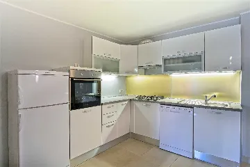 1-Bedroom Apartment in Veli Lošinj for 3 Guests