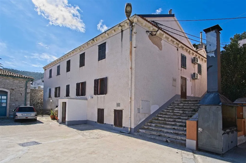 1-Bedroom Apartment in Veli Lošinj for 3 Guests