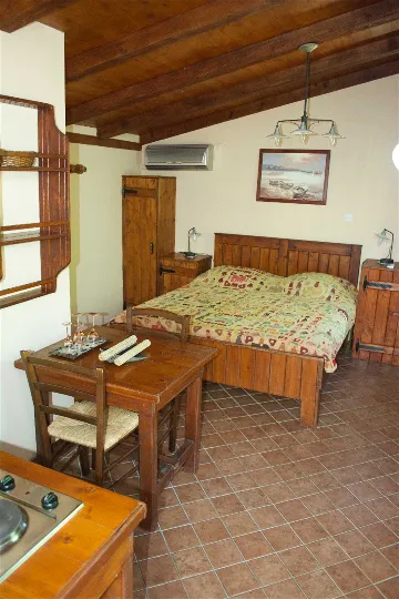 Studio Apartment for 2 Guests in Veli Lošinj