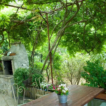 Two-Bedroom Apartment in Veli Lošinj for 4 Guests