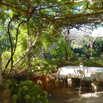 Two-Bedroom Apartment in Veli Lošinj for 4 Guests