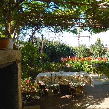 Two-Bedroom Apartment in Veli Lošinj for 4 Guests