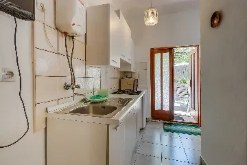 Veli Lošinj 1-Bedroom Apartment for Two