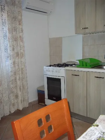 3-Bedroom Apartment in Veli Lošinj for up to 7