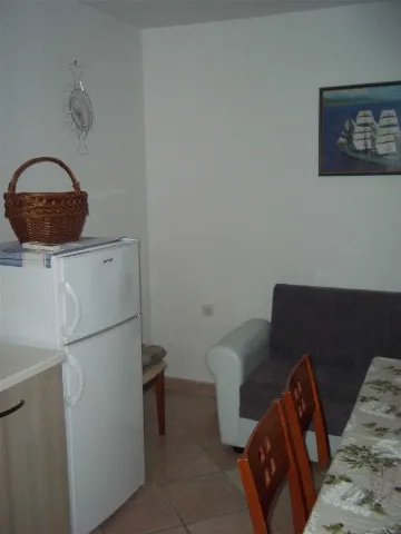 3-Bedroom Apartment in Veli Lošinj for up to 7