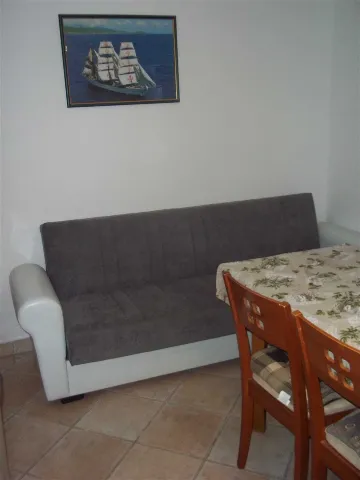 3-Bedroom Apartment in Veli Lošinj for up to 7