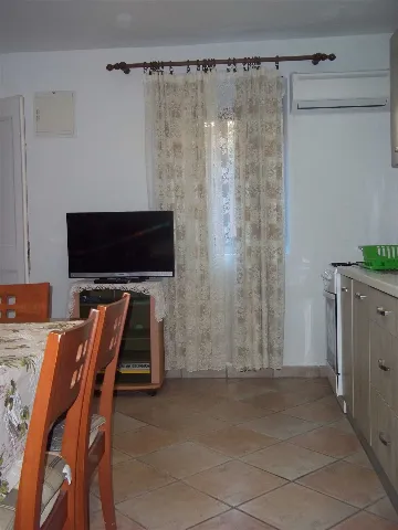3-Bedroom Apartment in Veli Lošinj for up to 7