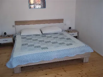 3-Bedroom Apartment in Veli Lošinj for up to 7