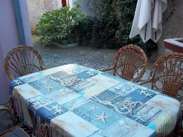 3-Bedroom Apartment in Veli Lošinj for up to 7