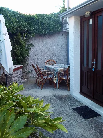 3-Bedroom Apartment in Veli Lošinj for up to 7