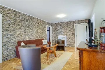 3-Bedroom Apartment for 6 in Veli Lošinj