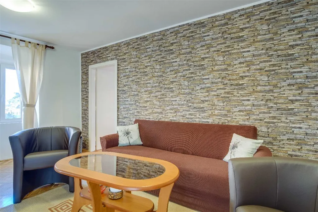 3-Bedroom Apartment for 6 in Veli Lošinj