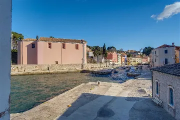 3-Bedroom Apartment for 6 in Veli Lošinj