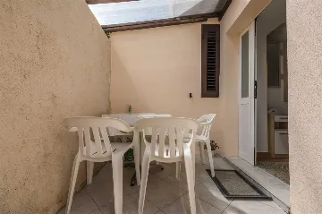 1-Bedroom Apartment in Veli Lošinj for Up to 3