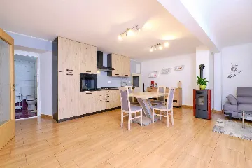 1-Bedroom Apartment in Veli Lošinj for Up to 3