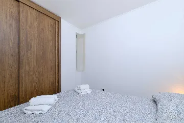 1-Bedroom Apartment in Veli Lošinj for Up to 3