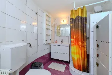 1-Bedroom Apartment in Veli Lošinj for Up to 3