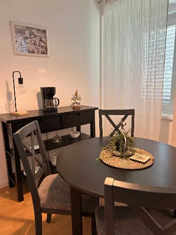 Apartment with Partly Sea View in Veli Lošinj