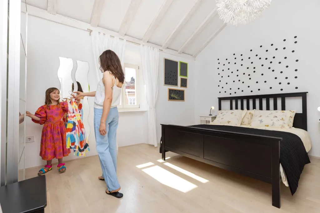 2-Bedroom Guest House for 4 in Veli Lošinj