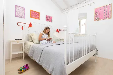 2-Bedroom Guest House for 4 in Veli Lošinj