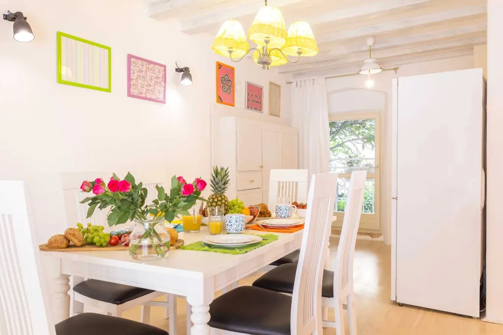 2-Bedroom Guest House for 4 in Veli Lošinj