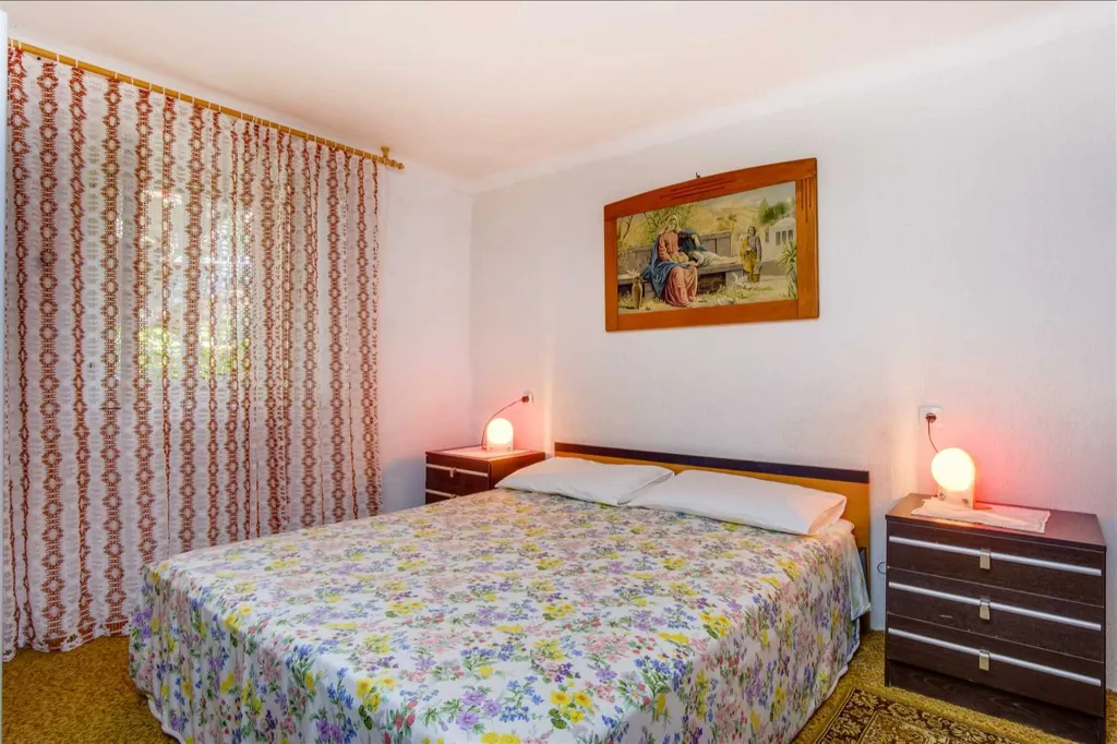 Veli Lošinj Pet-Friendly 3-Bedroom House for 7