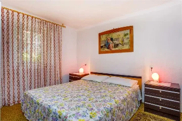 Veli Lošinj Pet-Friendly 3-Bedroom House for 7