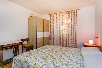 Veli Lošinj Pet-Friendly 3-Bedroom House for 7