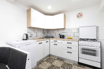 Veli Lošinj Pet-Friendly 3-Bedroom House for 7