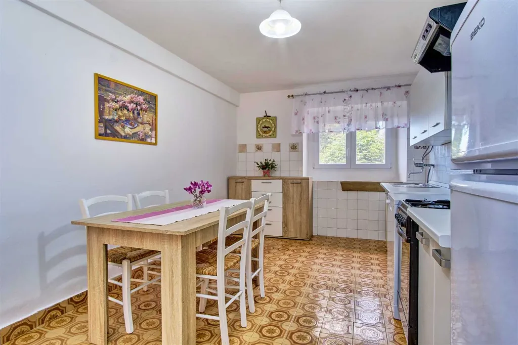 Mali Lošinj Holiday House for Up to 5 Guests