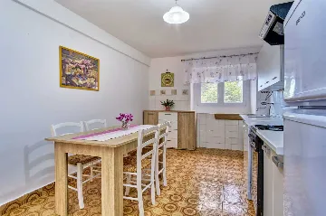 Mali Lošinj Holiday House for Up to 5 Guests