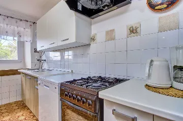 Mali Lošinj Holiday House for Up to 5 Guests