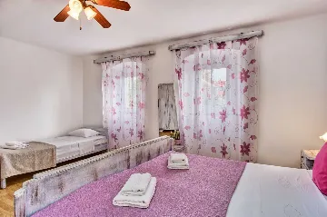 Mali Lošinj Holiday House for Up to 5 Guests