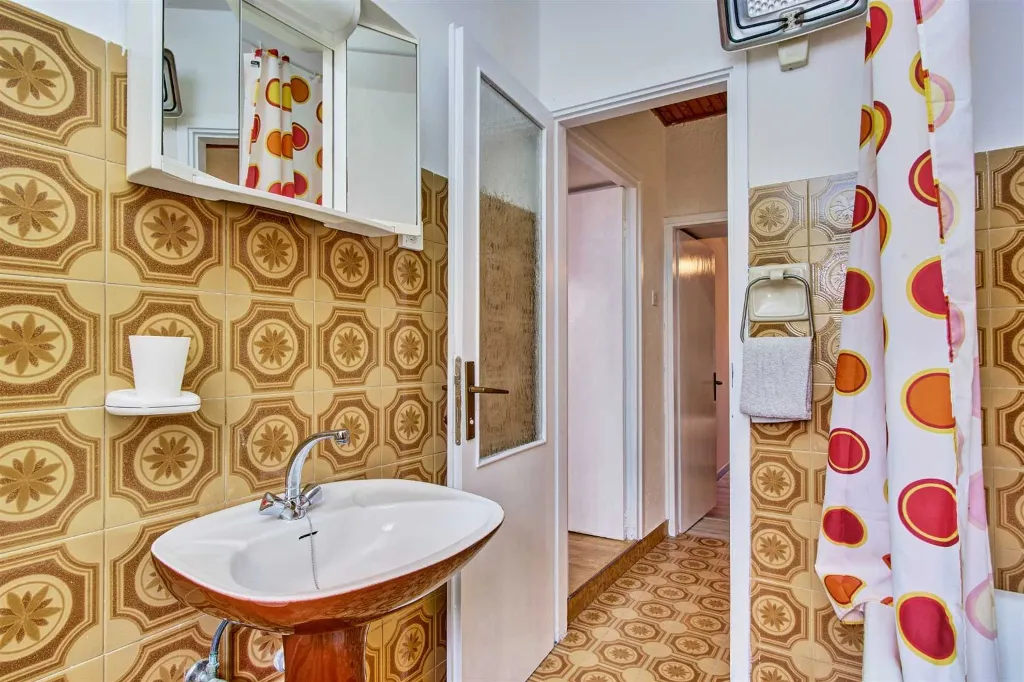 Mali Lošinj Holiday House for Up to 5 Guests