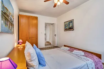 Mali Lošinj Holiday House for Up to 5 Guests