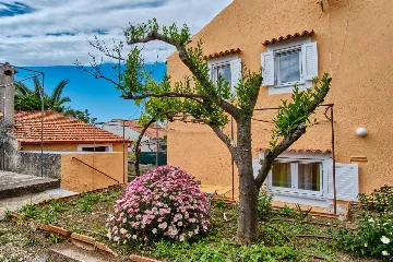 Mali Lošinj Holiday House for Up to 5 Guests