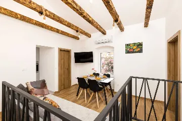 1-Bedroom Apartment in Veli Lošinj for Up to 4