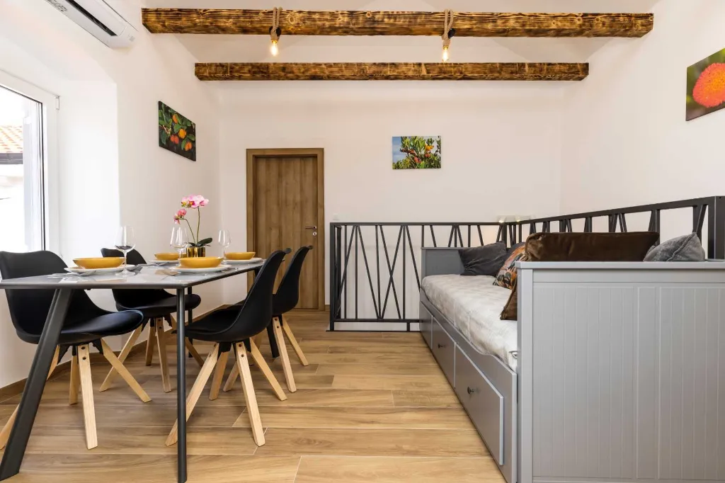 1-Bedroom Apartment in Veli Lošinj for Up to 4
