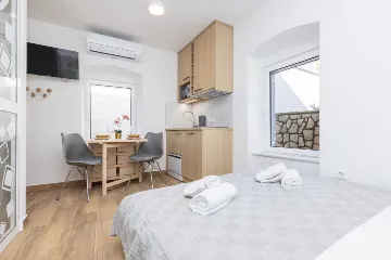 Studio for Two in Veli Lošinj (No Pets)
