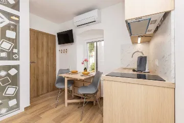 Studio for Two in Veli Lošinj (No Pets)