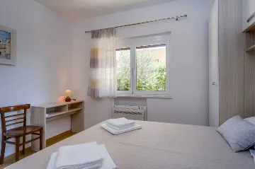 3-Bedroom Apartment for 6 Guests in Mali Lošinj