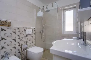 3-Bedroom Apartment for 6 Guests in Mali Lošinj