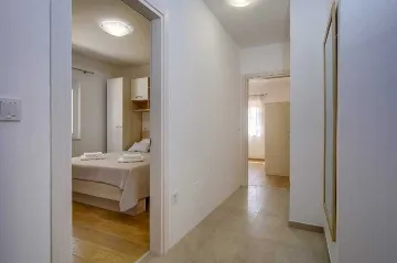3-Bedroom Apartment for 6 Guests in Mali Lošinj