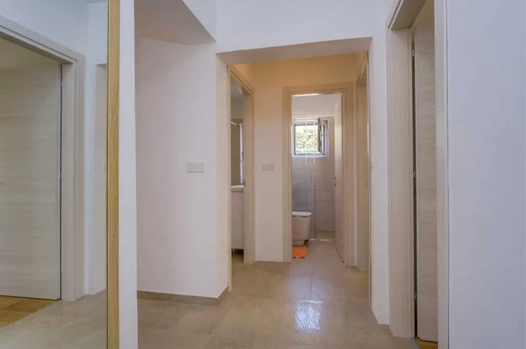 3-Bedroom Apartment for 6 Guests in Mali Lošinj