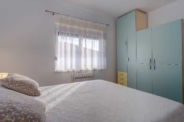 Mali Lošinj 1-Bedroom Apartment for 3 with Parking