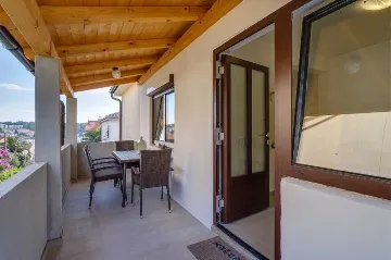 Mali Lošinj 1-Bedroom Apartment for 3 with Parking