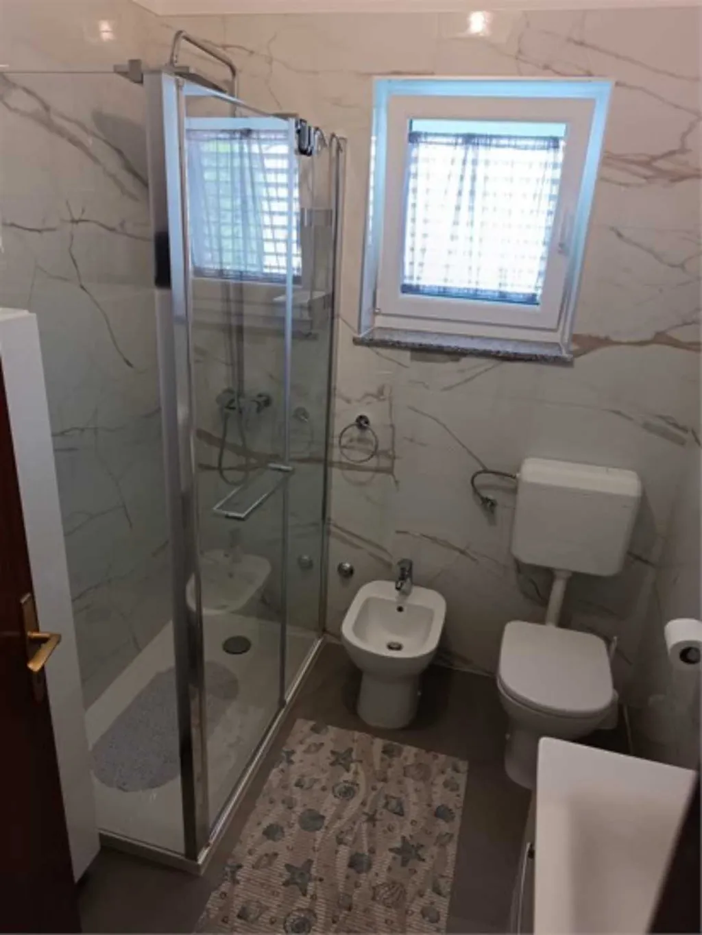 Nerezine 2-Bedroom Apartment for 5 Guests