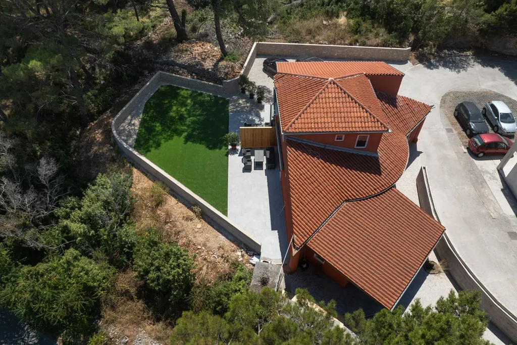 One-Bedroom Apartment in Mali Lošinj for 3-4 Guests