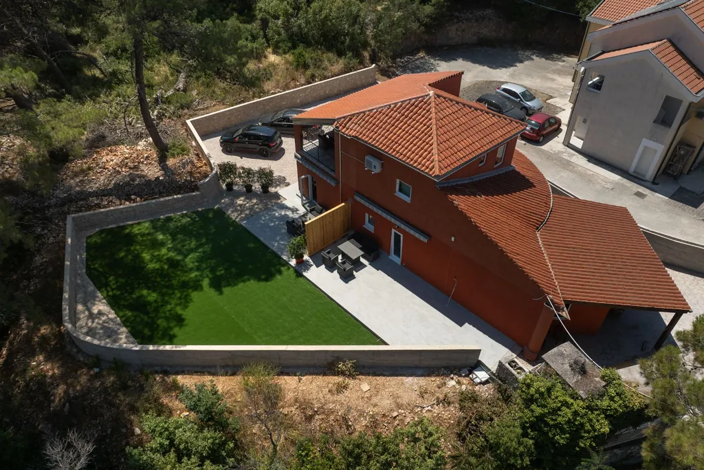 One-Bedroom Apartment in Mali Lošinj with Balcony