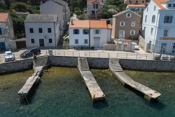 One-Bedroom Apartment in Mali Lošinj for Up to 3